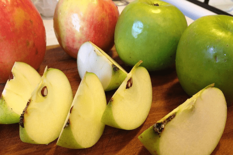 CUT FRUITS FROM TURNING BROWN